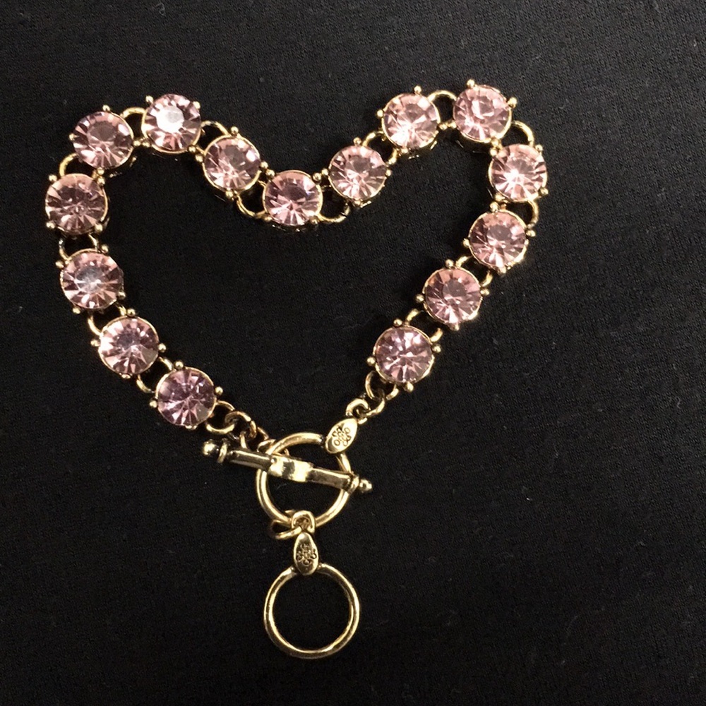 Top of the pyramid in a fabulous bracelet by Lulu’s🌸